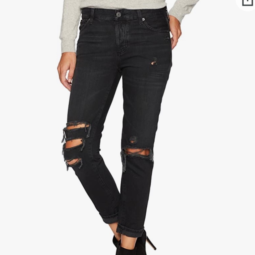 Relaxed Fit Boyfriend Jeans (Lucky Brand)